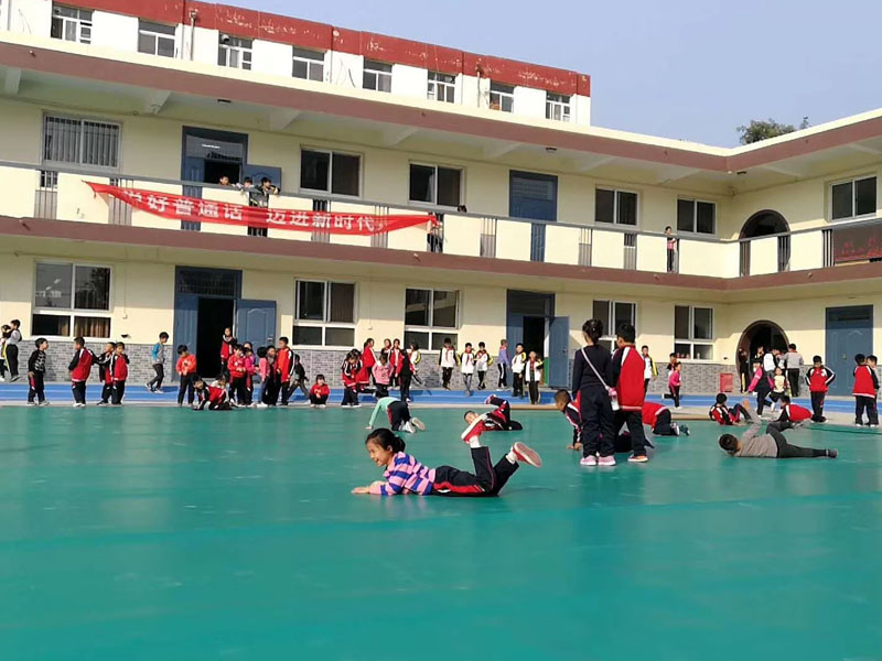 室內(nèi)防滑耐磨羽毛球pvc運(yùn)動(dòng)地板荔枝紋楓葉紋塑膠地墊廠家批發(fā)